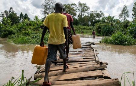 Climat : jusqu’à 5 % des Africains menacés de déplacement d’ici 2050 (rapport CSE)